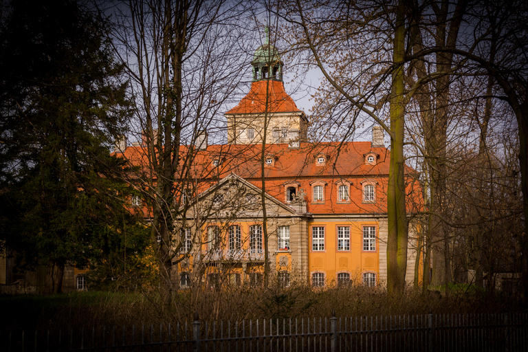 Das versteckte Wasserschloss St. Ulrich in Mücheln